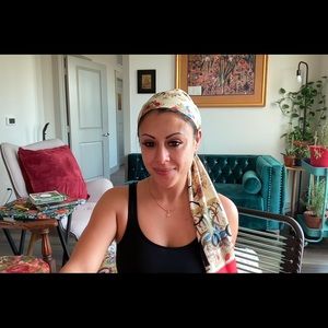 Meet your Posher, Alicia